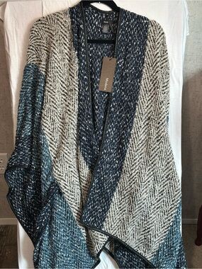 NWT Modena Tweed Pattern Poncho OS Blue & Cream Herringbone Wrap